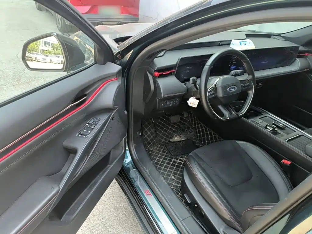 Ford Mondeo — миниатюра 16