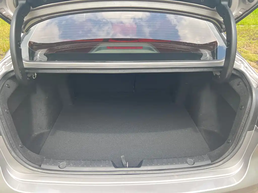 Changan Eado — миниатюра 20