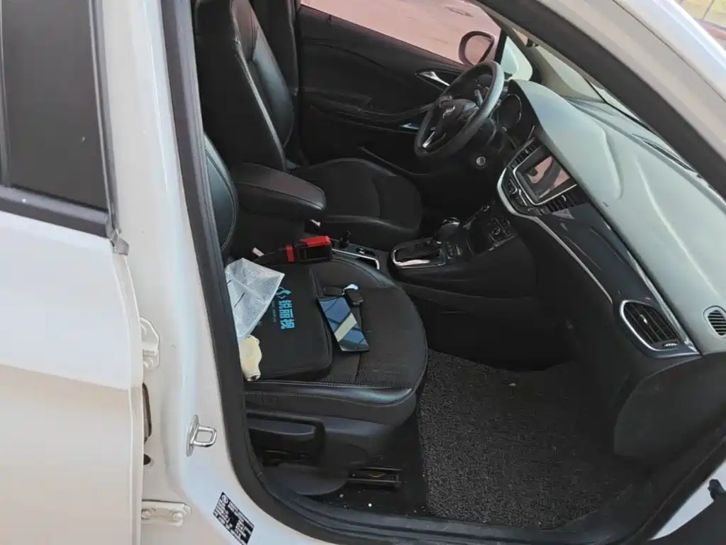 Buick Verano — миниатюра 25