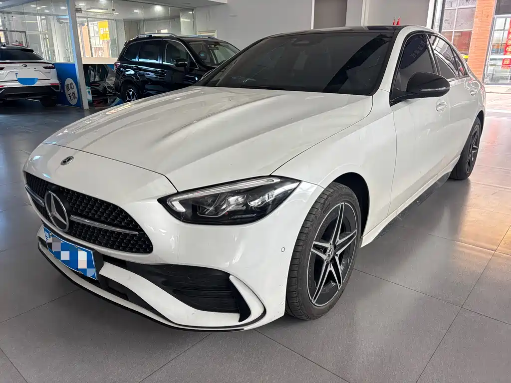 Mercedes-Benz C-Class 2024