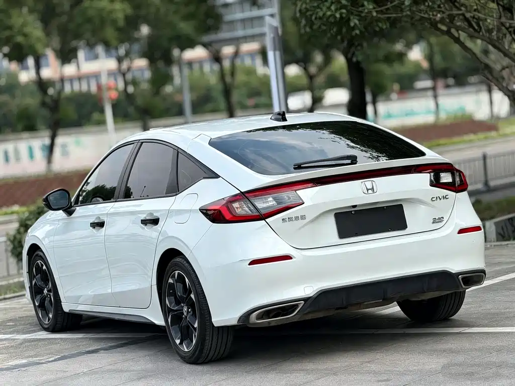Honda Civic — миниатюра 10