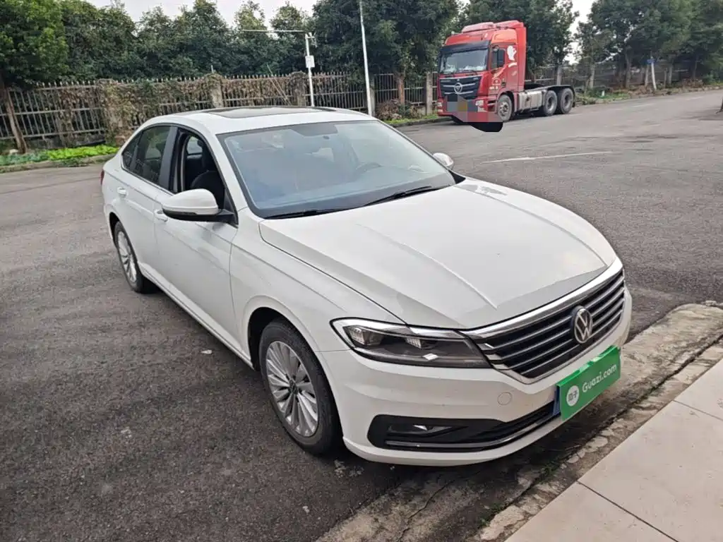 Volkswagen Lavida — миниатюра 4