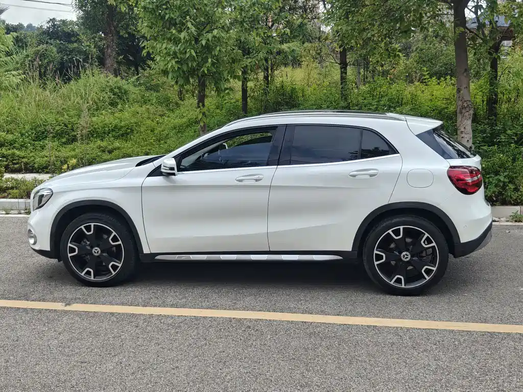 Mercedes-Benz GLA — миниатюра 4