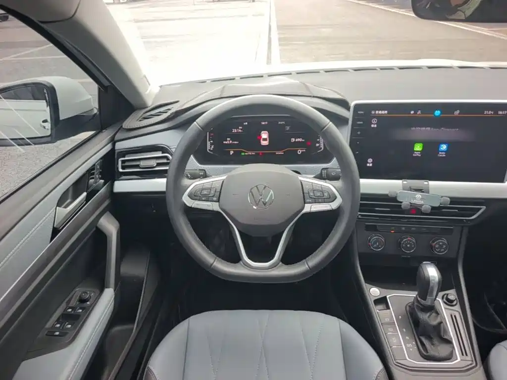 Volkswagen Lavida — миниатюра 11
