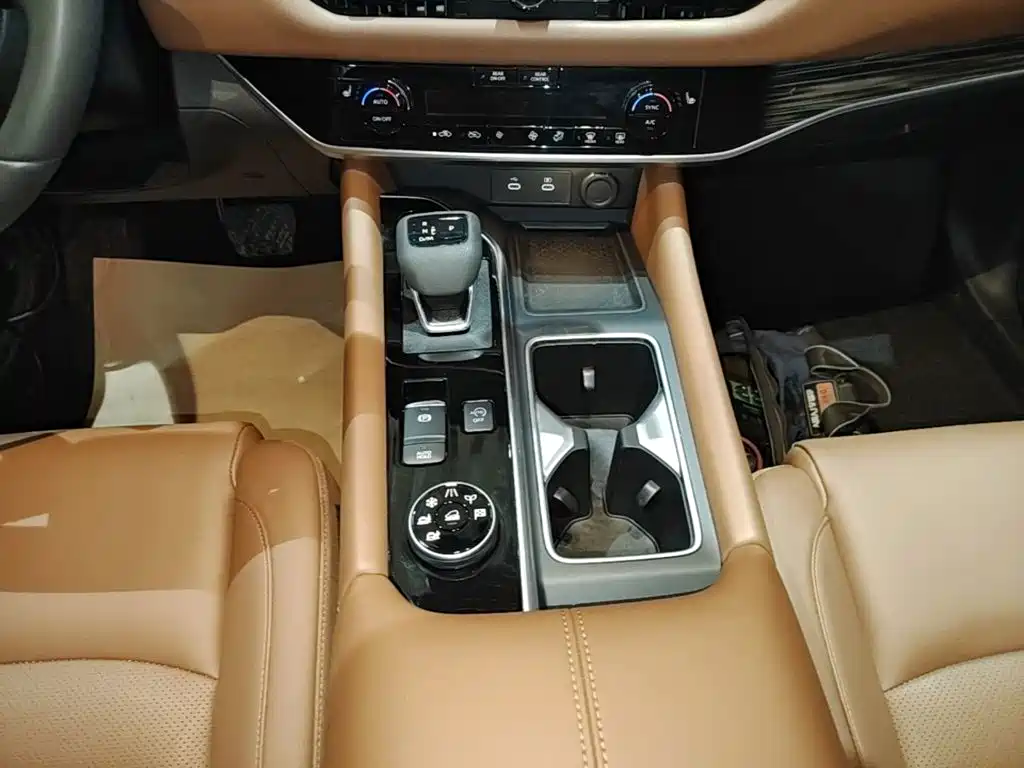 Nissan Teramont — миниатюра 14