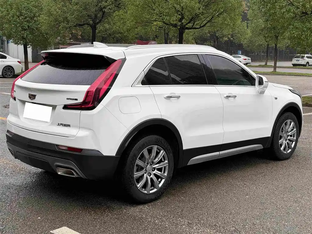 Cadillac XT4 — миниатюра 13