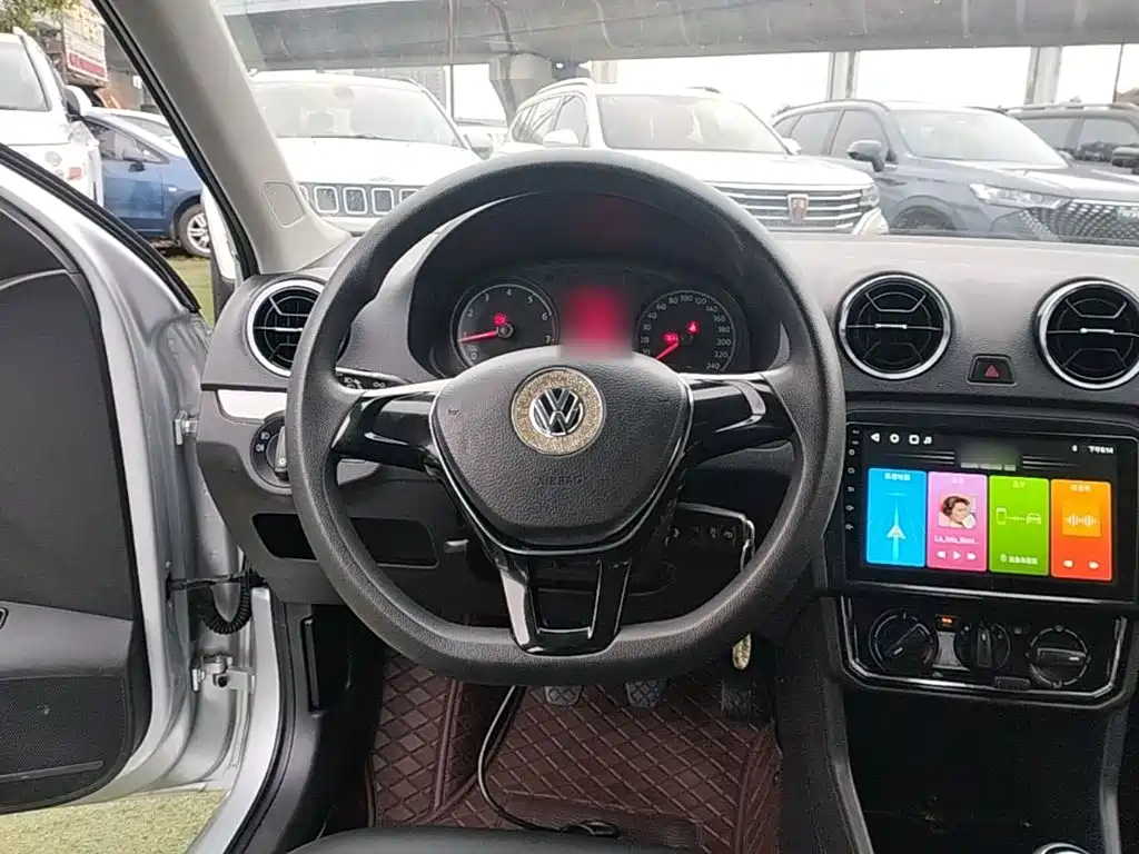 Volkswagen Jetta — миниатюра 11