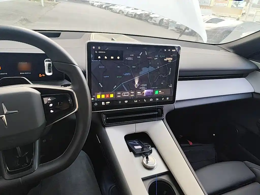 Polestar Polestar 4 — миниатюра 10