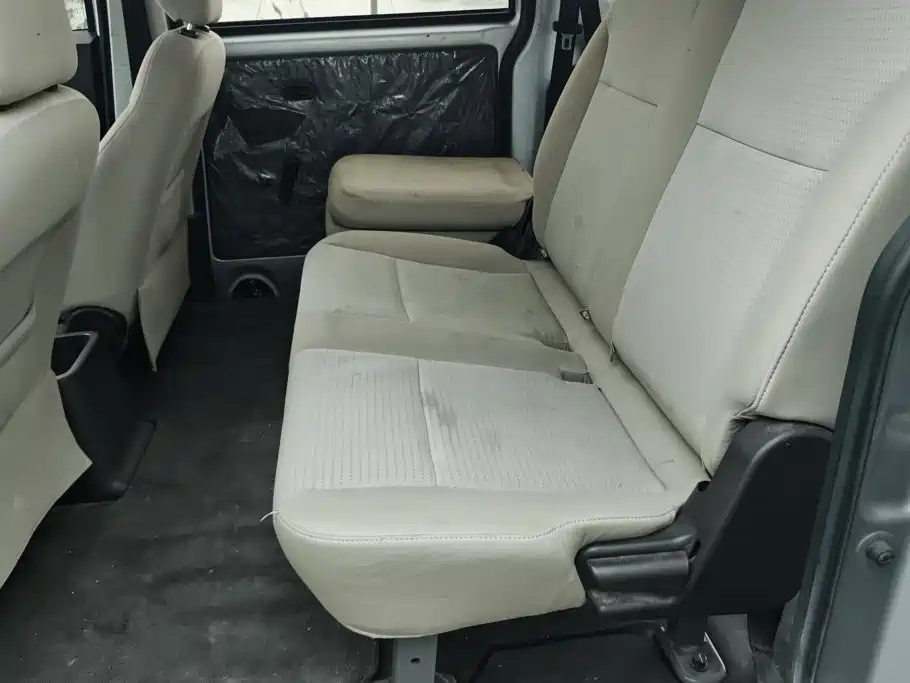 Wuling Hongguang V — миниатюра 11