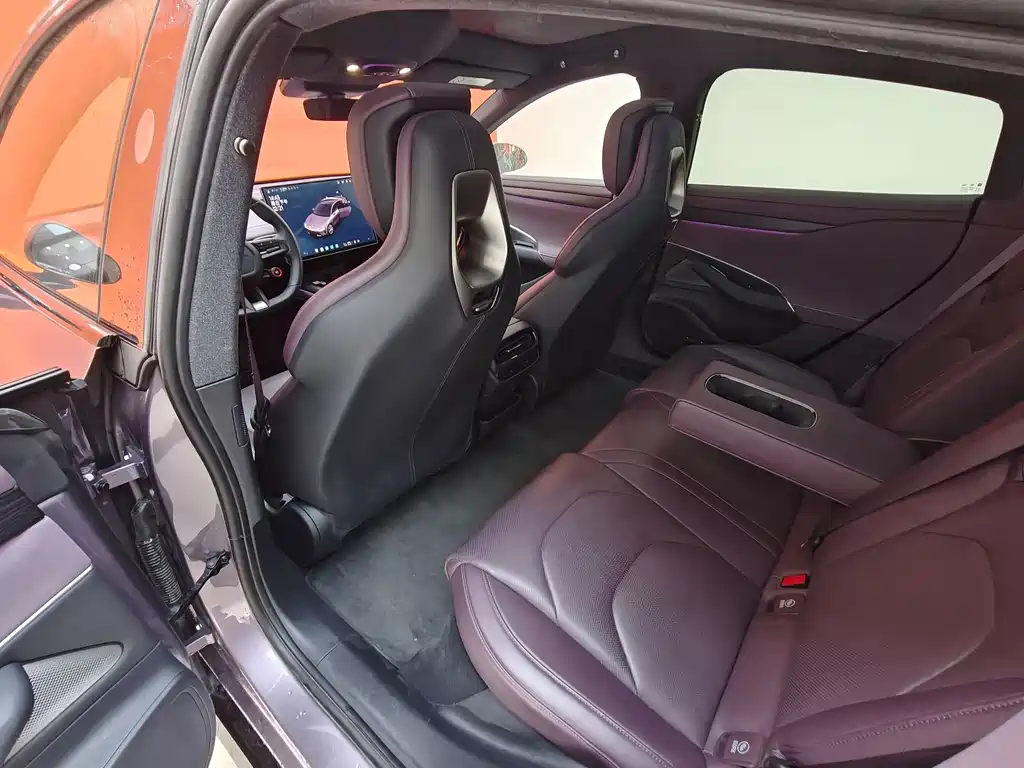 XIAOMI CAR XIAOMI SU7