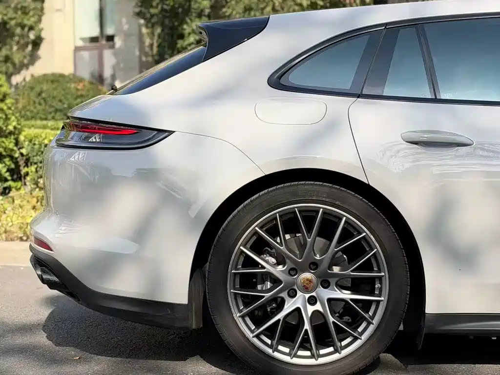 Porsche Panamera — миниатюра 8