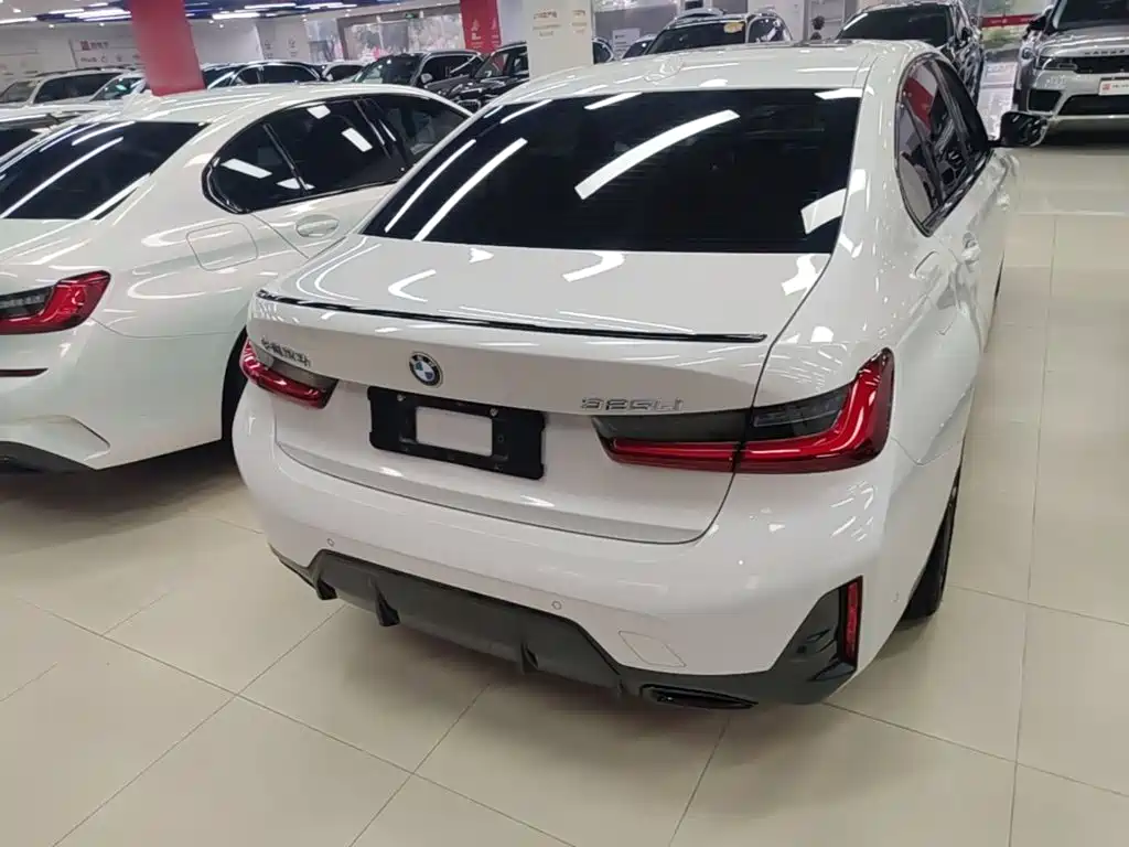 BMW 3 Series — миниатюра 6