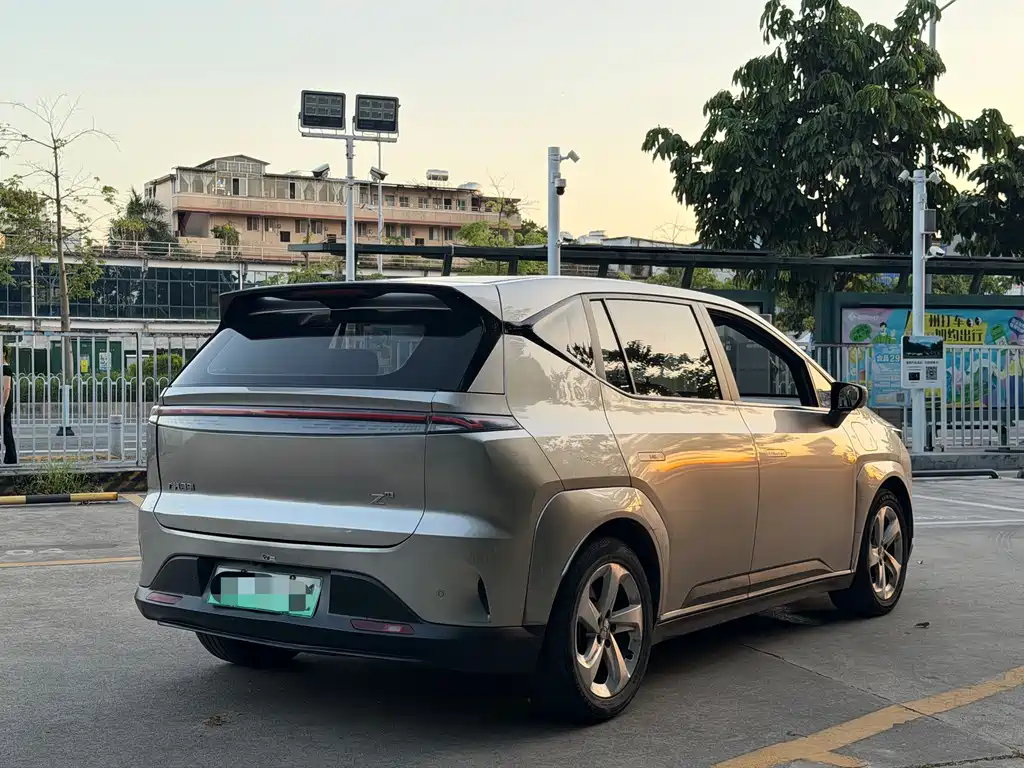 Hycan Z03 — миниатюра 4