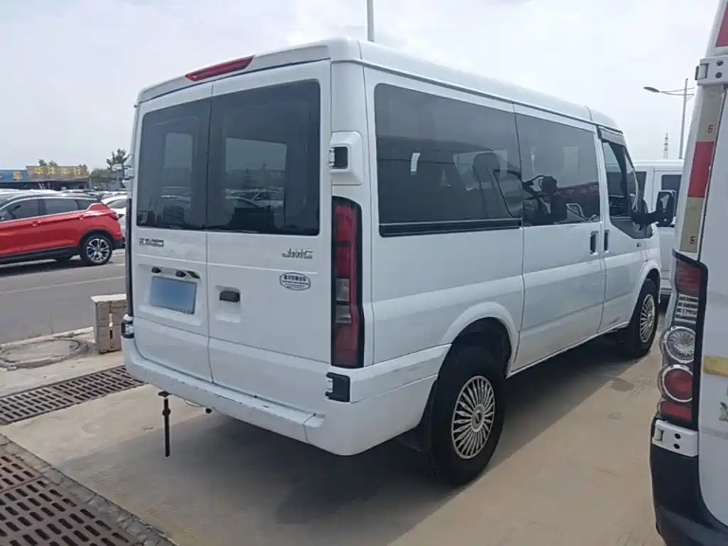 JMC JMC Fushun — миниатюра 7