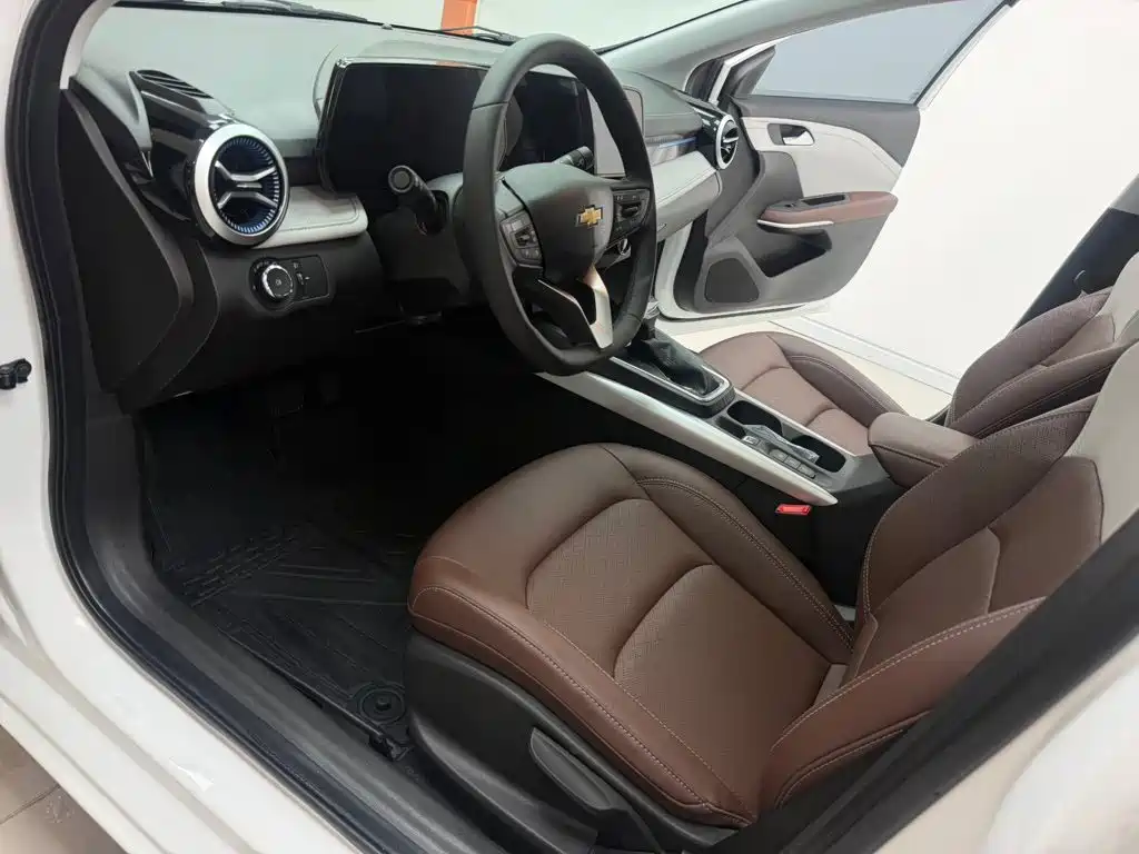 Chevrolet Monza — миниатюра 7