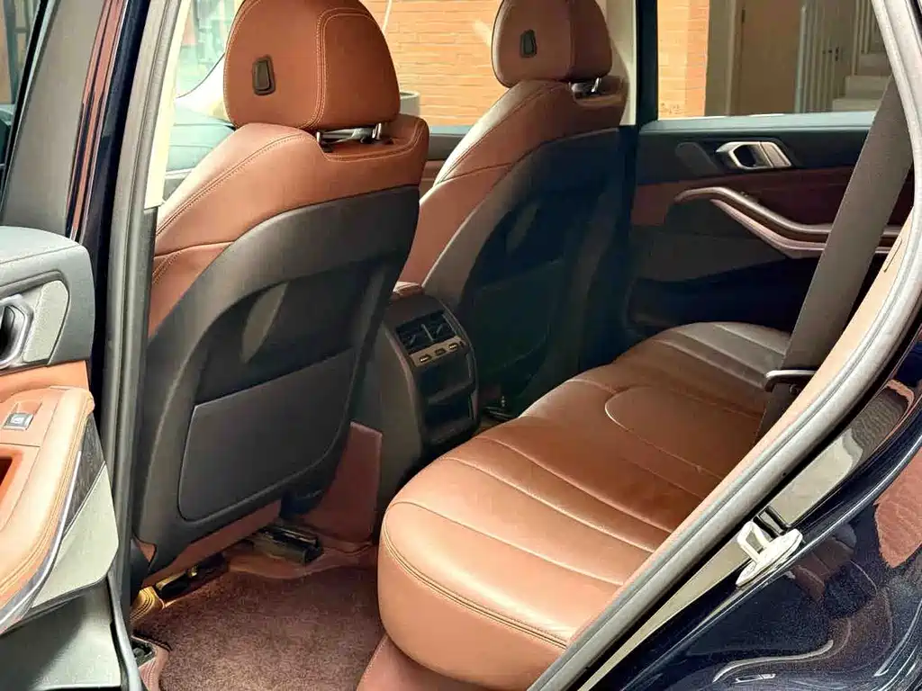 BMW X5 (Import) — миниатюра 9
