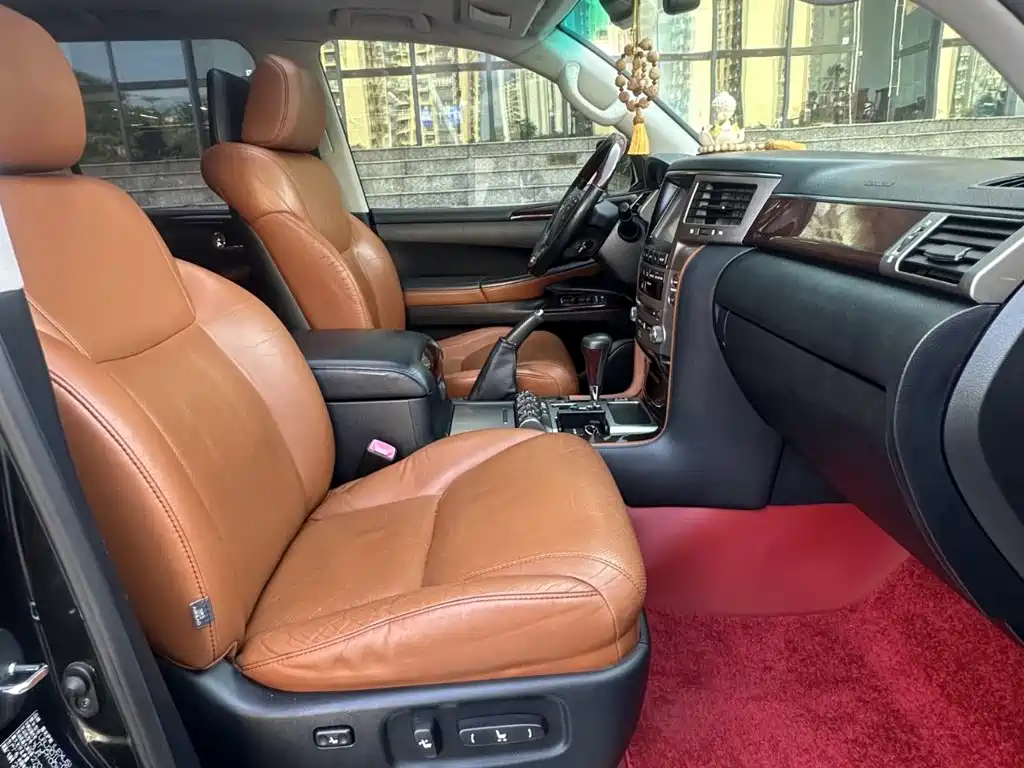 Lexus LX — миниатюра 15