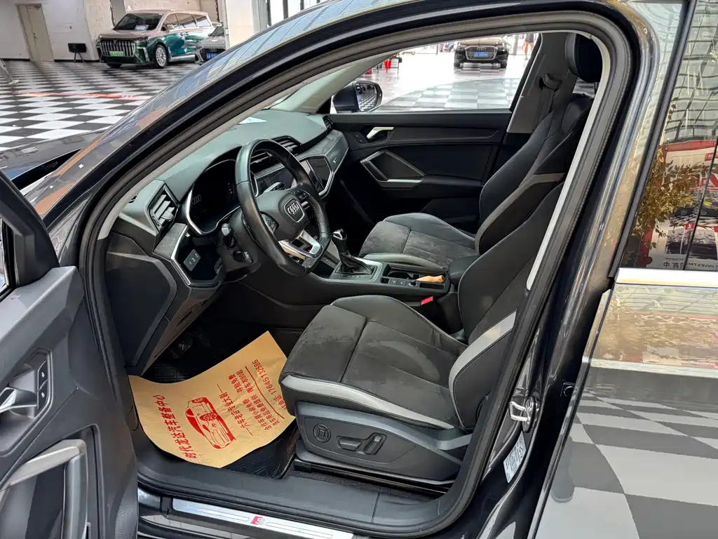 Audi Q3 — миниатюра 13