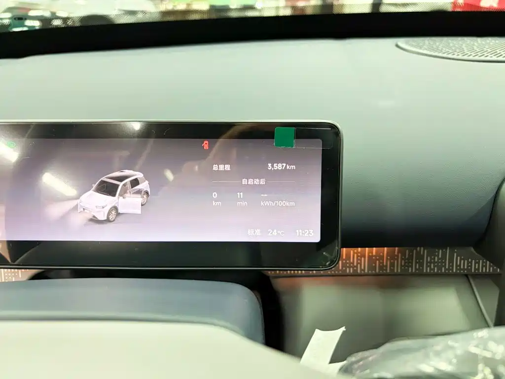 Leapmotor Leapmotor A10 — миниатюра 20