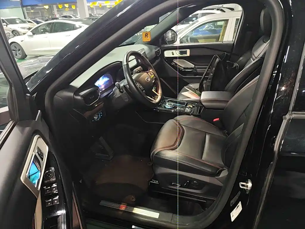 Ford Explorer — миниатюра 16