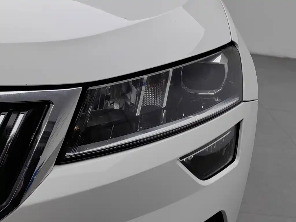 Skoda Karoq — миниатюра 7