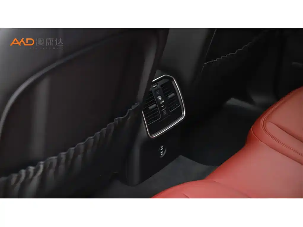Porsche Macan — миниатюра 9