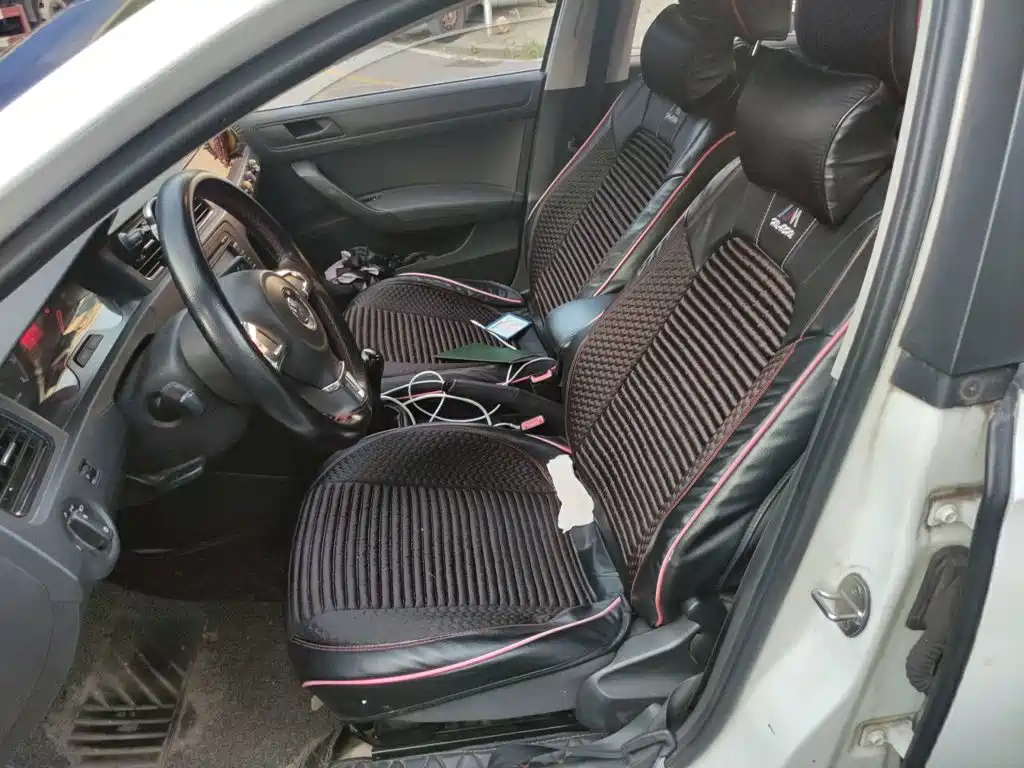 Volkswagen Santana — миниатюра 8