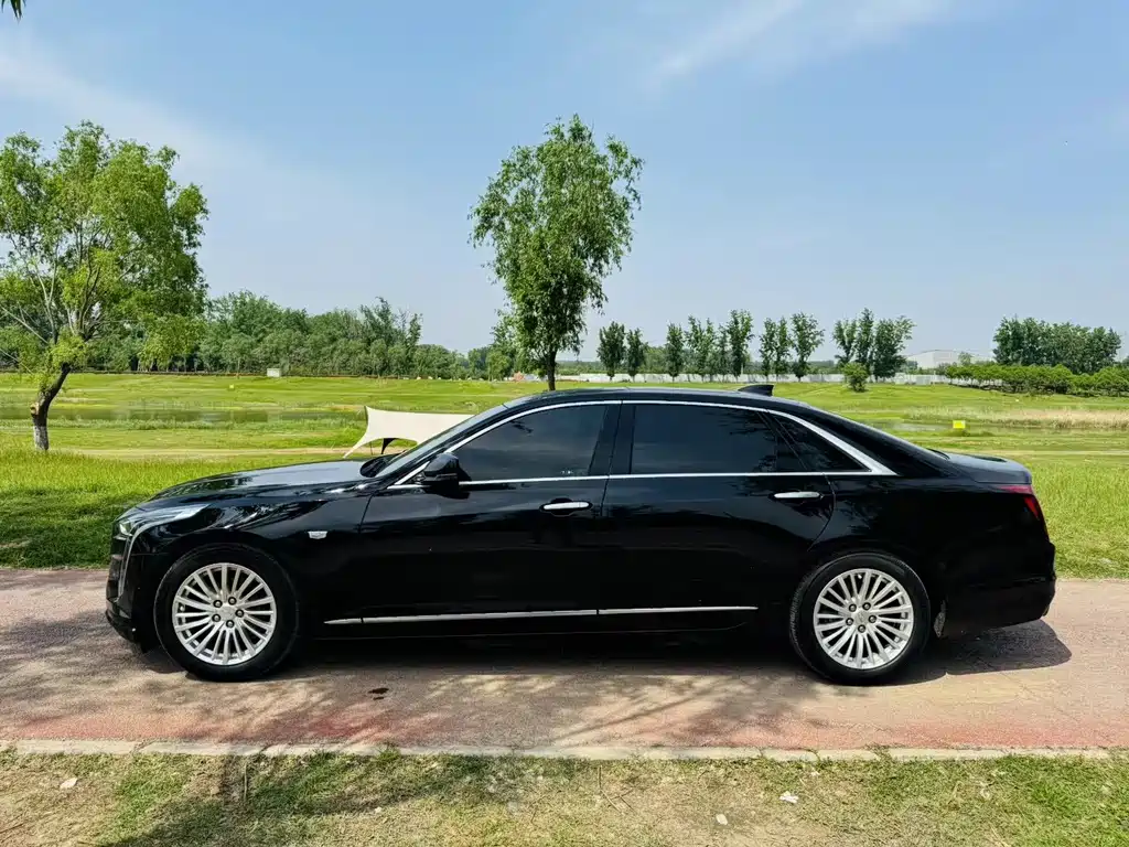 Cadillac CT6 — миниатюра 8