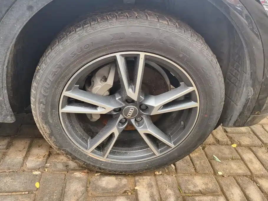 Audi Q5L — миниатюра 6