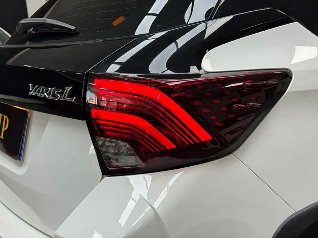 Toyota Yaris L — миниатюра 20