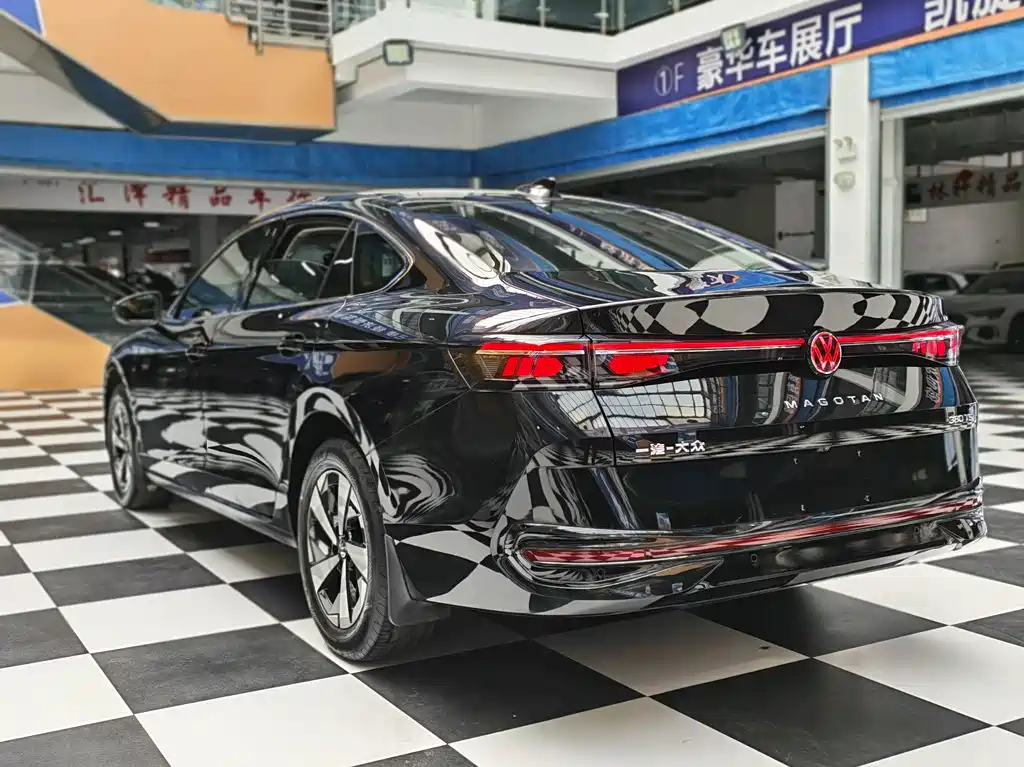 Volkswagen Magotan — миниатюра 6