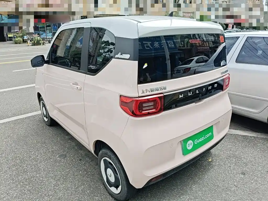 Wuling MINIEV — миниатюра 5