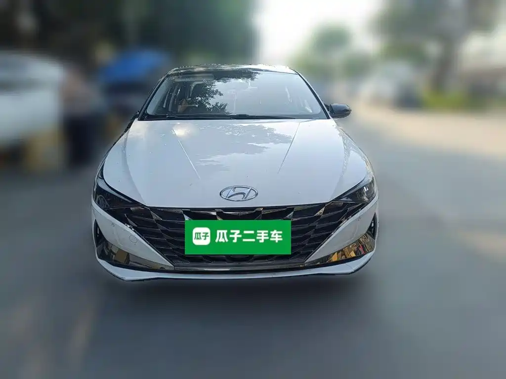 Hyundai Elantra — миниатюра 2