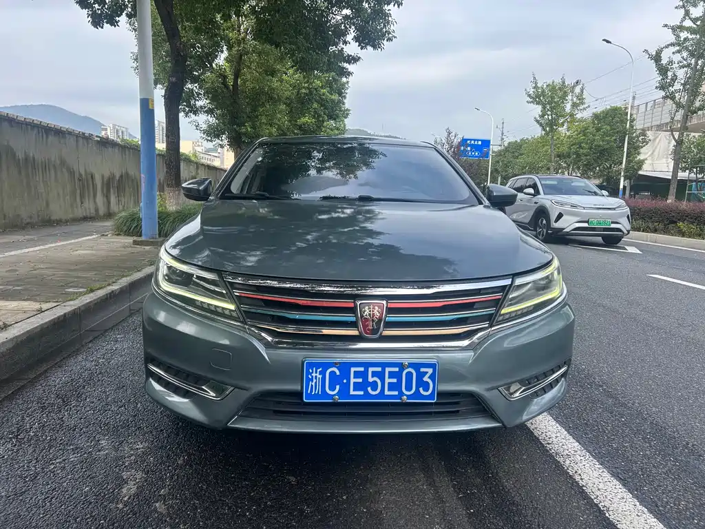 Roewe i6 Classic — миниатюра 2