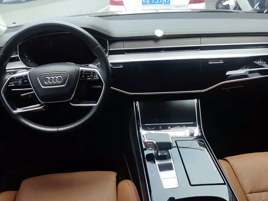 Audi A8 — миниатюра 12