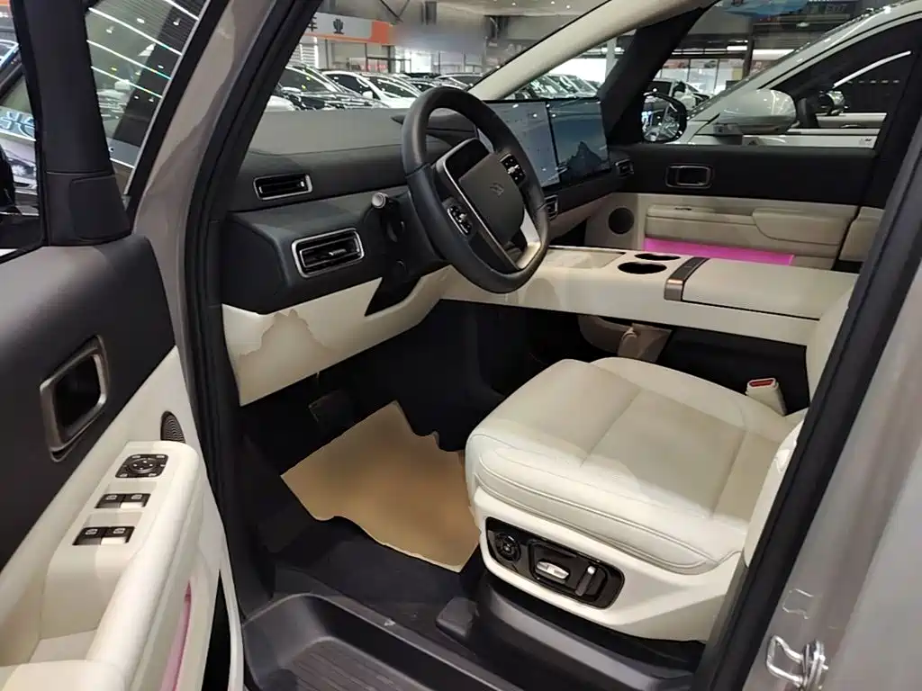 Li Auto Li MEGA — миниатюра 16