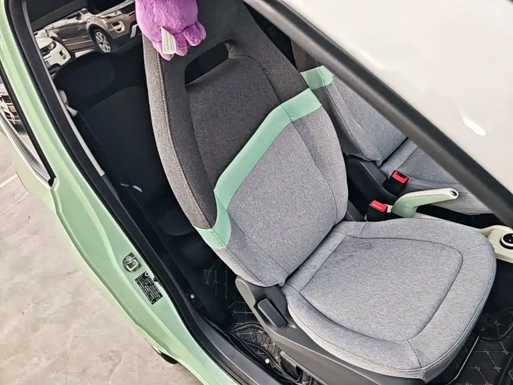Wuling MINIEV — миниатюра 25
