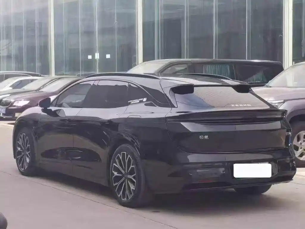 Zeekr 007GT — миниатюра 5