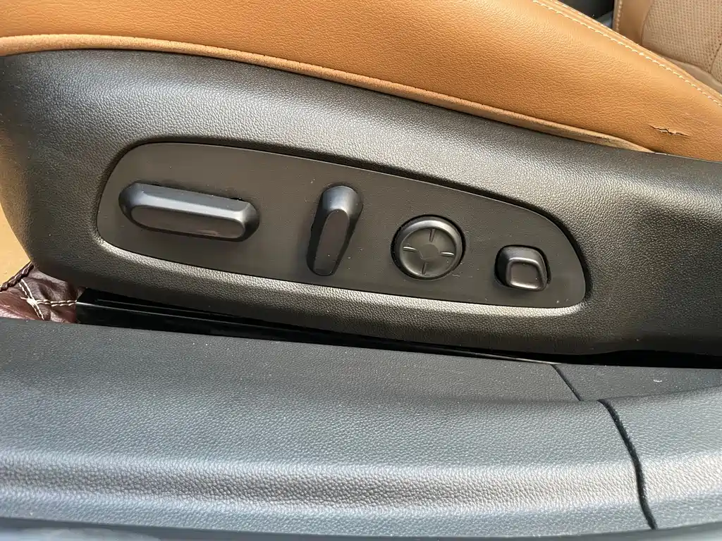 Buick LaCrosse — миниатюра 22