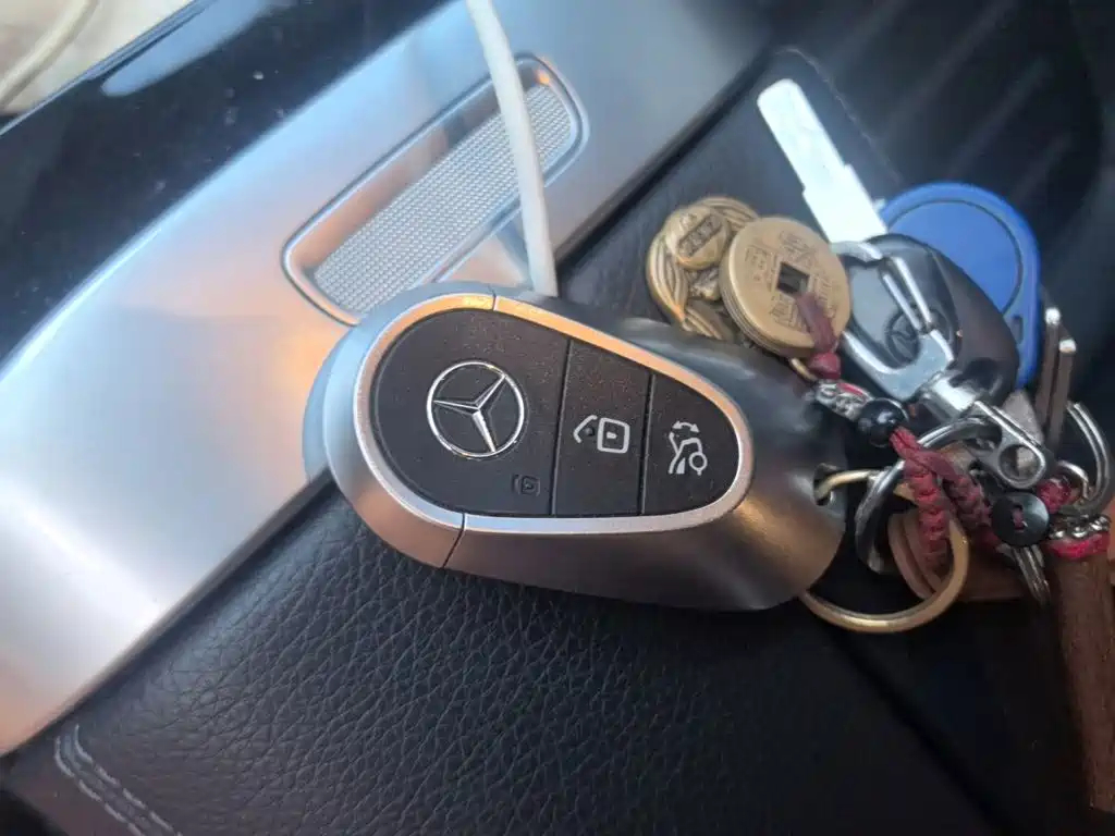 Mercedes-Benz C-Class — миниатюра 12