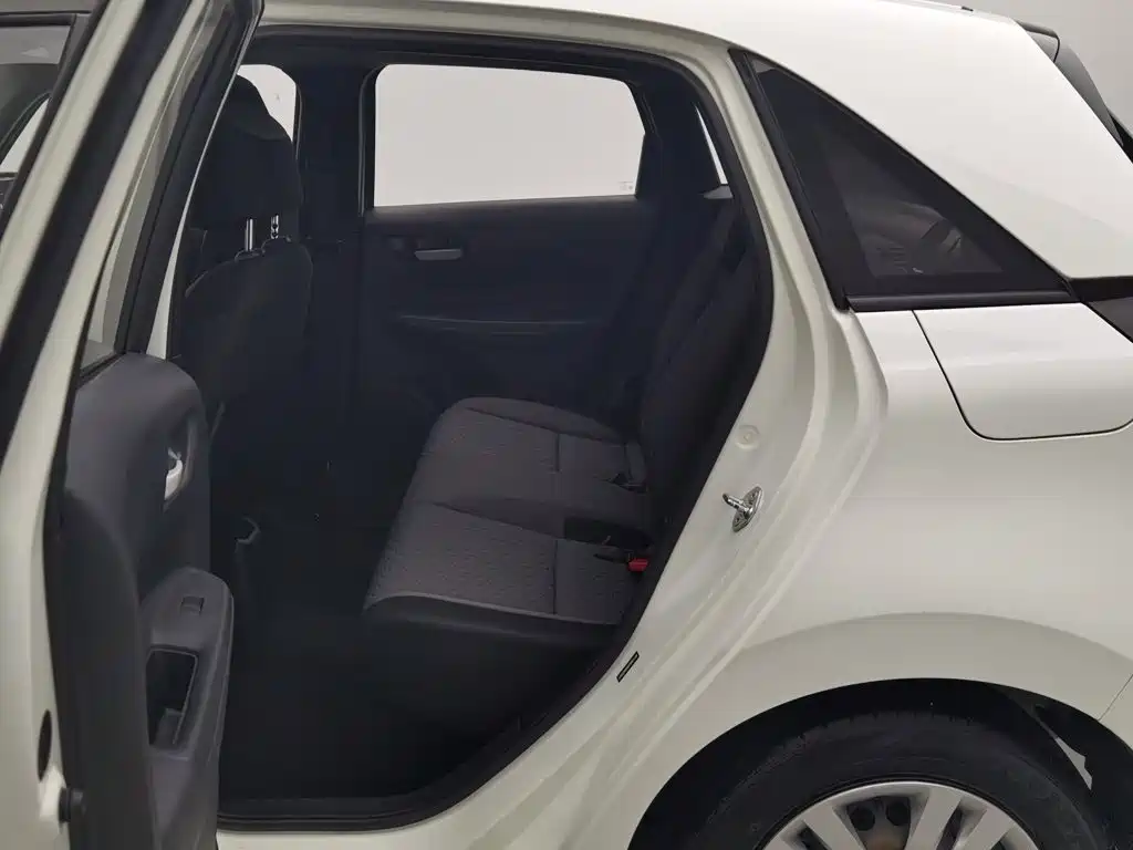 Honda Fit — миниатюра 15
