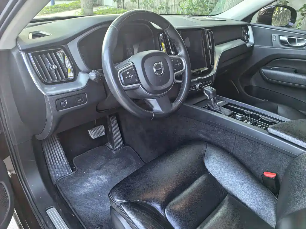 Volvo XC60 2018 T5
