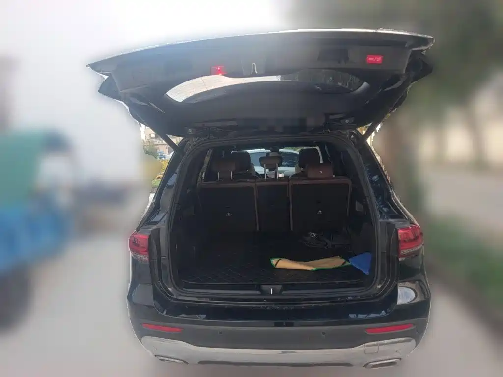 Mercedes-Benz GLB — миниатюра 15