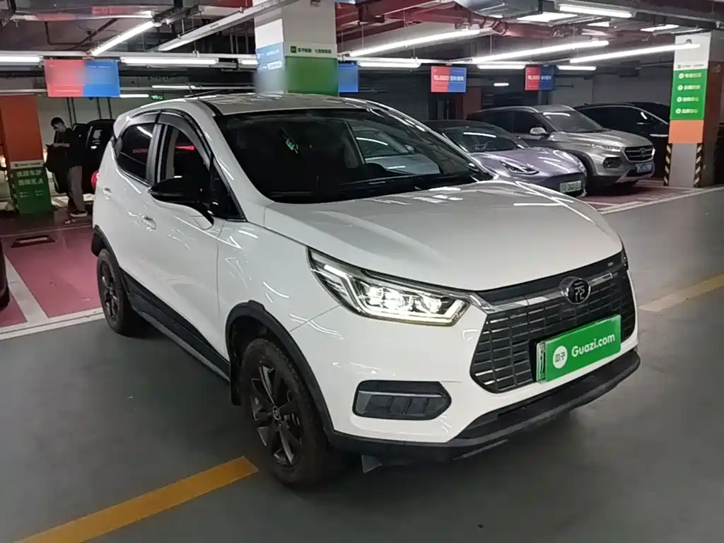 BYD Yuan EV — миниатюра 4