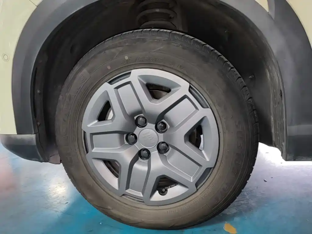BYD Yuan UP — миниатюра 23