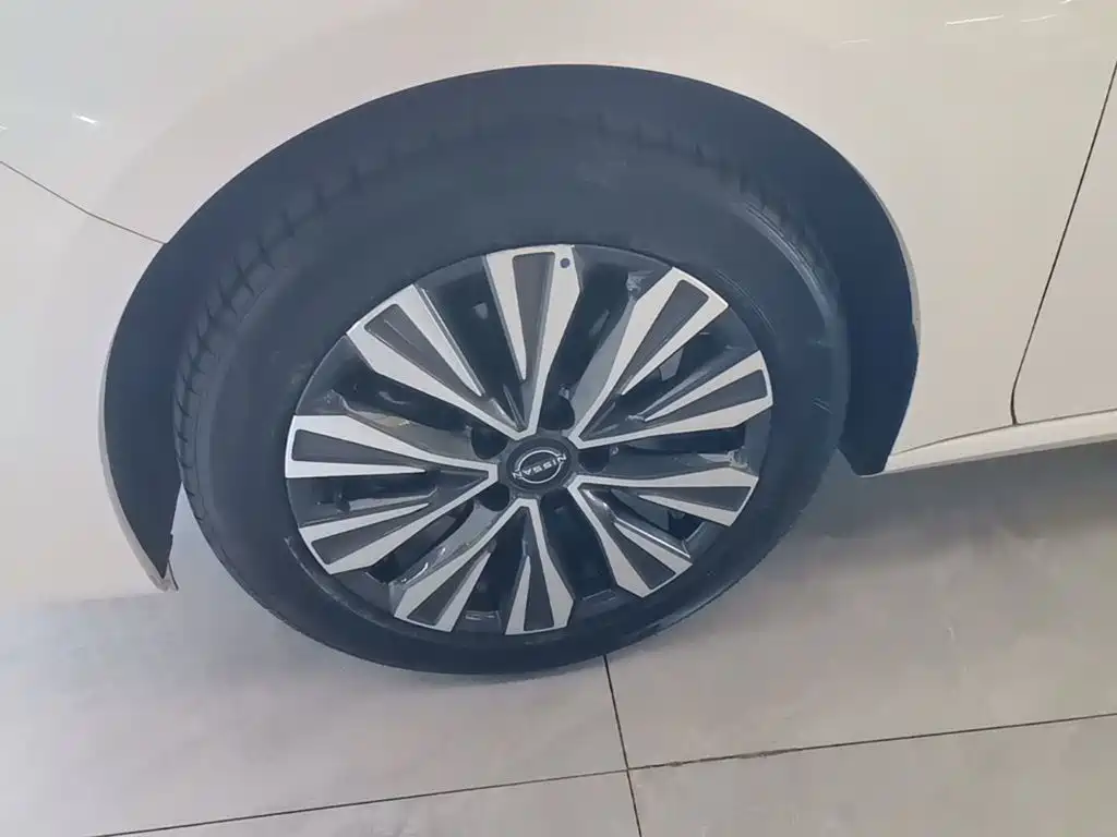 Nissan Teana — миниатюра 23