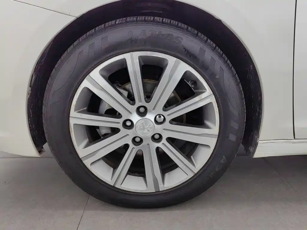 Peugeot 408 — миниатюра 17