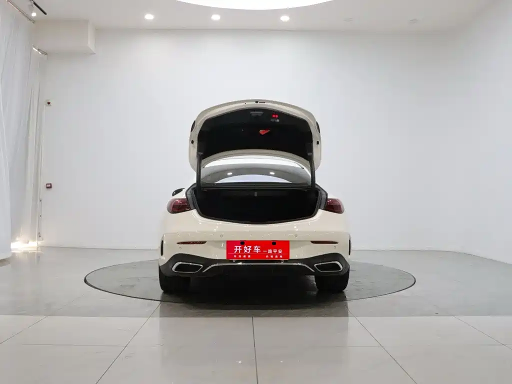 Mercedes-Benz CLE — миниатюра 7