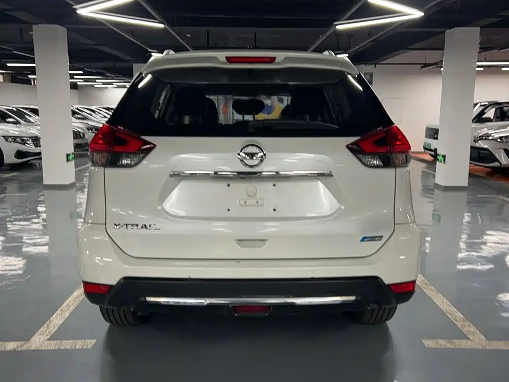 Nissan X-Trail — миниатюра 6