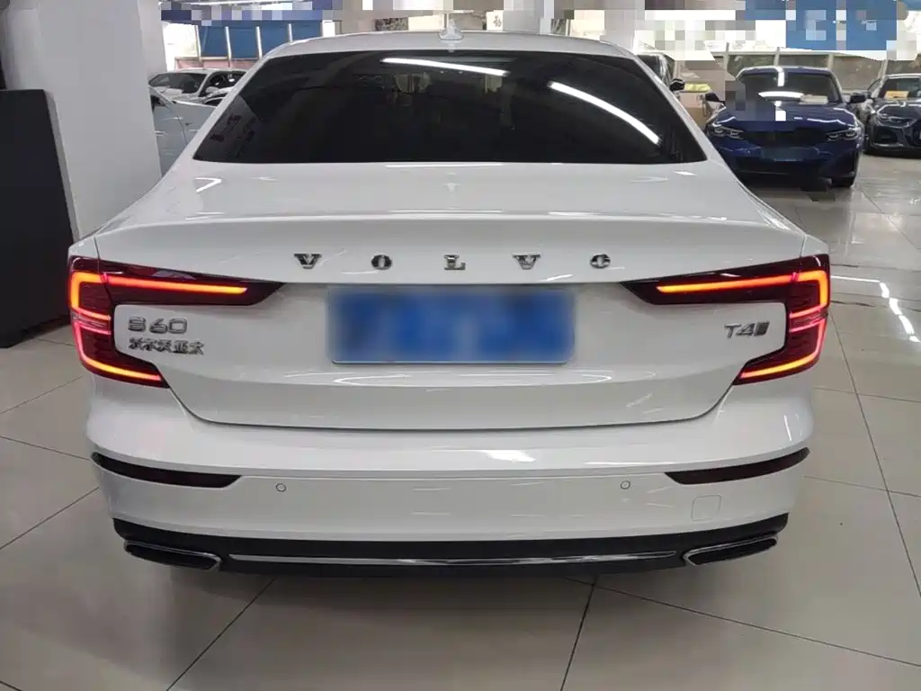 Volvo S60 — миниатюра 6